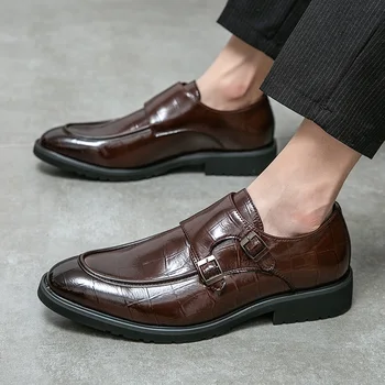 Moda 2023 Yeni Erkekler Siyah Kahverengi Deri keşiş askısı Ayakkabı Erkek Slip On Tasarım Loafer'lar Balo Ayakkabı Zapatos Hombre