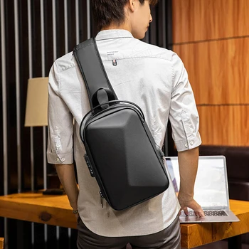 Marka erkek Su Geçirmez Anti-hırsızlık omuzdan askili çanta Erkek Çok Fonksiyonlu Crossbody Çanta Rahat Kısa Seyahat USB Şarj Sling Göğüs Paketi