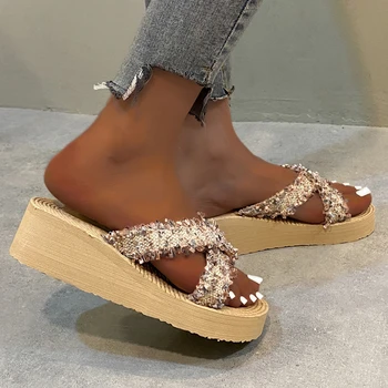 Kadın Platformu Kama Terlik 2023 Yaz kadın ayakkabısı Moda Burnu açık Rahat Slaytlar Ayakkabı Kadınlar için Lüks Bayan Sandalet