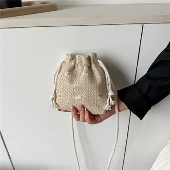 Saman Dokuma Crossbody Çanta Kadın Sevimli Mini İpli omuz çantaları 2023 Moda Çiçek postacı çantası Kızlar İçin