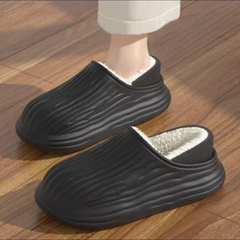 Kışlık terlik Erkekler İçin Açık Su Geçirmez Sıcak Spor Ayakkabı Terlik Kadın Kaymaz Kapalı Peluş Ev Ayakkabı Kalın platform ayakkabılar