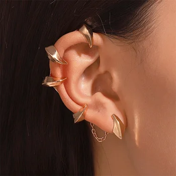 Gotik Şeytan Minions Kulak Kancası Kadınlar için, Punk Koyu Alaşım Geometrik Kulak Kemik Klipleri, Moda Kulak Klipleri Olmadan Deldi Kulaklar