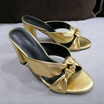 Altın Deri Düğüm Sandalet Tıknaz Yüksek Topuk Burnu açık Katır Sandalet 9 CM tasarım ayakkabı Yaz Kadın Boyutu 41 Blok Topuk
