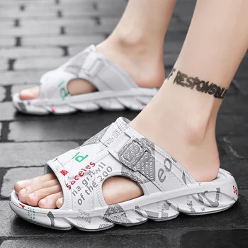 Erkek Terlik üzerinde Kayma 2023 Yaz Rahat Platform Ev kaymaz Banyo Slaytlar Ayakkabı Erkekler için Moda Burnu açık ışık EVA Ayakkabı